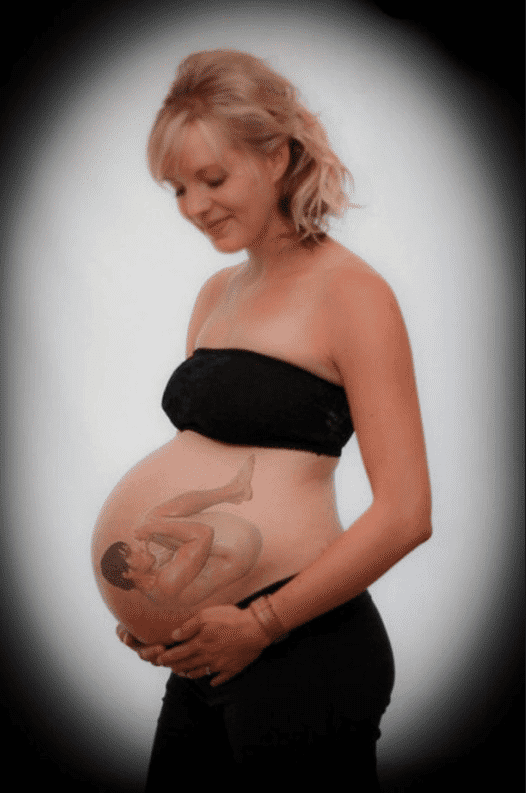 étranges photos grossesse homme ventre adulte