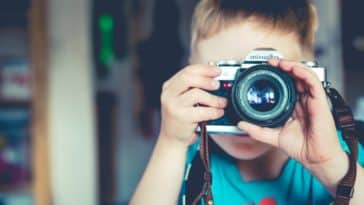 enfant appareil photo