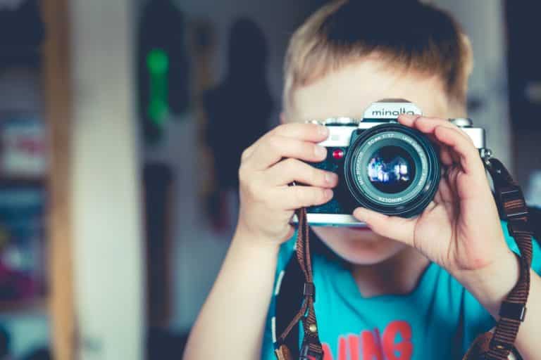 enfant appareil photo